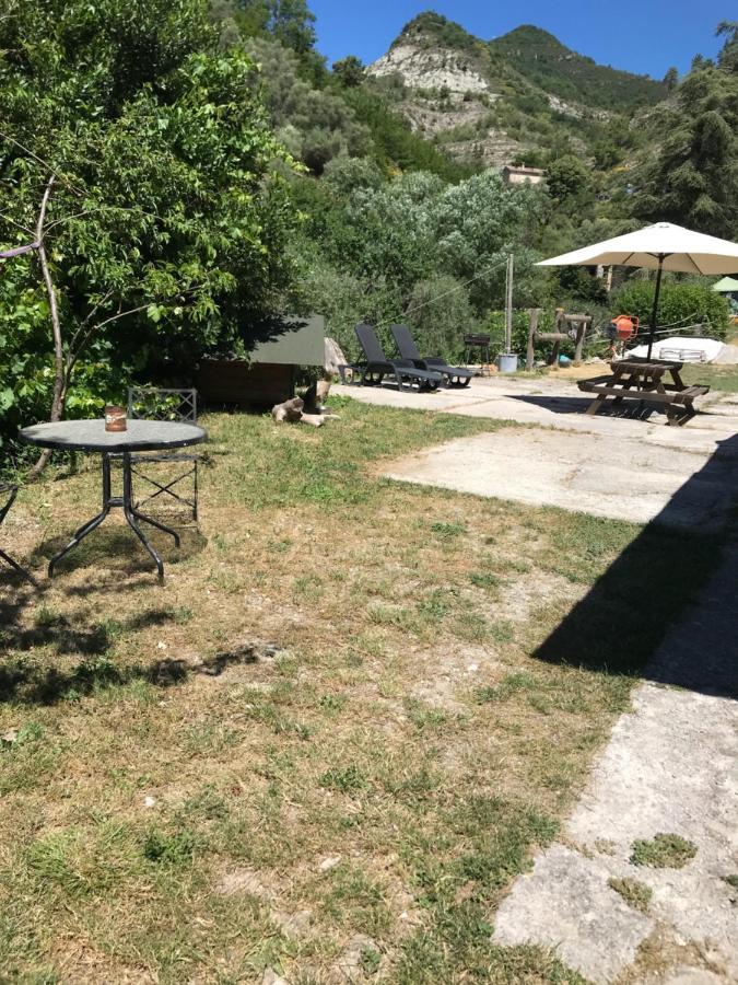 La Ferme Des Cailletiers Chez Marco Villa Luceram ภายนอก รูปภาพ