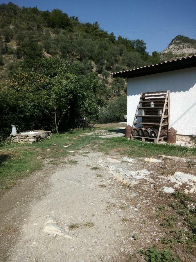 La Ferme Des Cailletiers Chez Marco Villa Luceram ภายนอก รูปภาพ